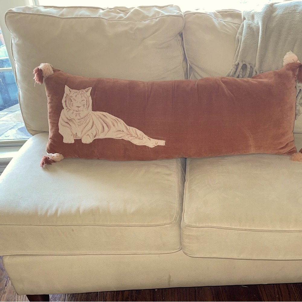 Tiger embroidered lumbar pillow. Excellent cond. used for show only
